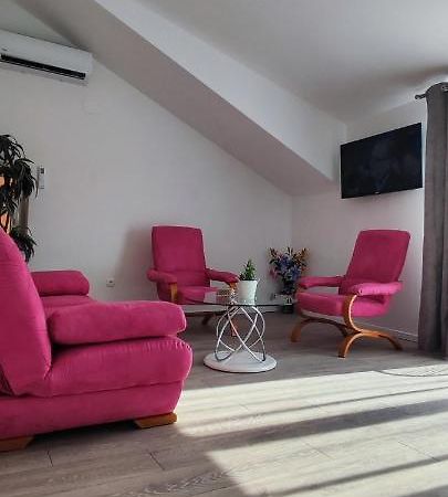 Apartman Leona Каштела Екстер'єр фото